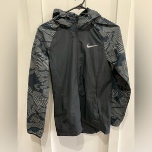 Nike wind breaker